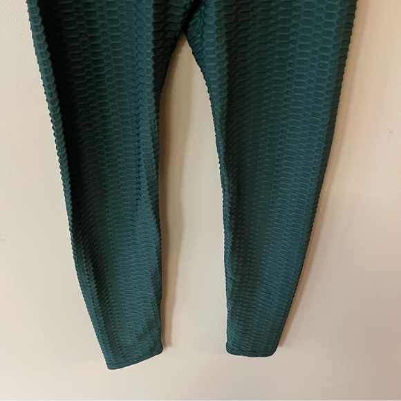 TIKTOK Viral Leggings Green Butt Booty Shaper Leggings - Picture 5 of 7